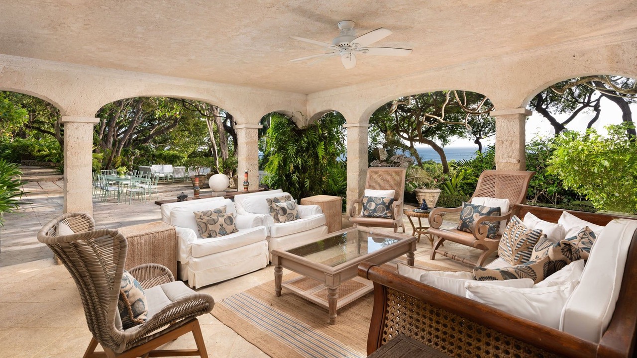 Photo of Patio Balcony in Clinketts