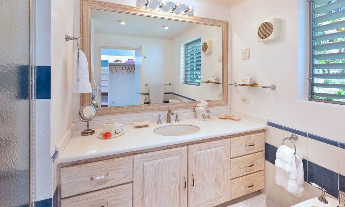 Photo of Bathroom in Folkestone