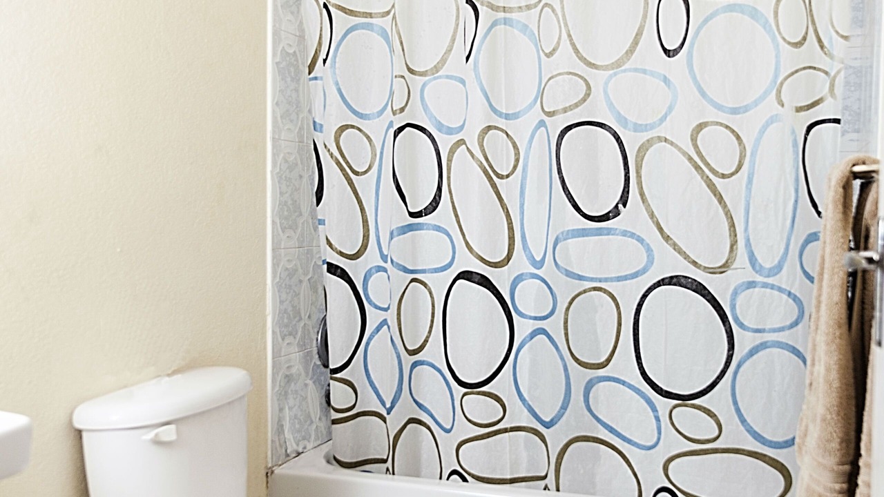 Photo of Bathroom in River Phinneys
