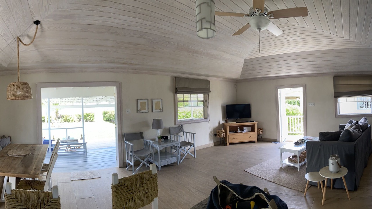 Photo of Livingroom in Spring Garden