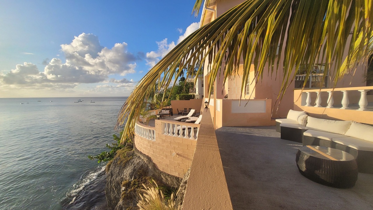 Photo of Patio Balcony in Clinketts