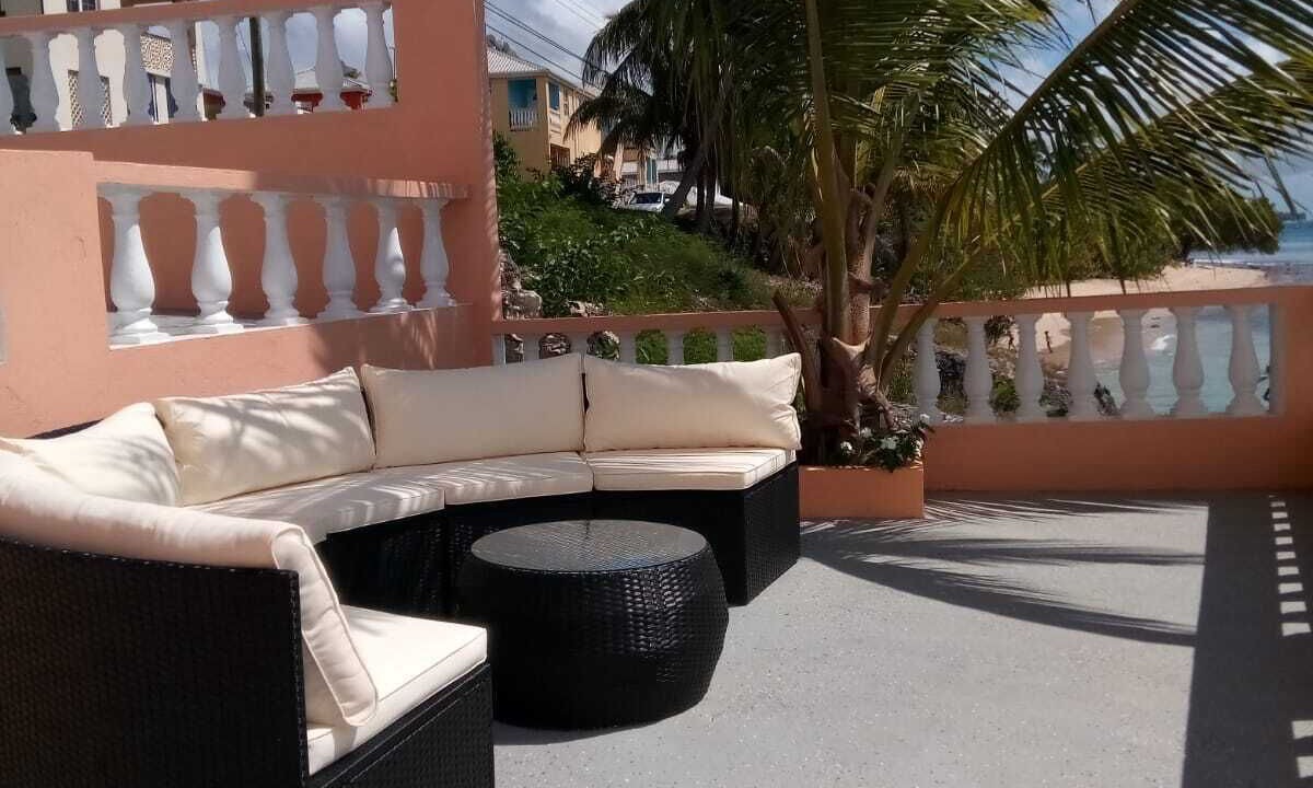 Photo of Patio Balcony in Clinketts