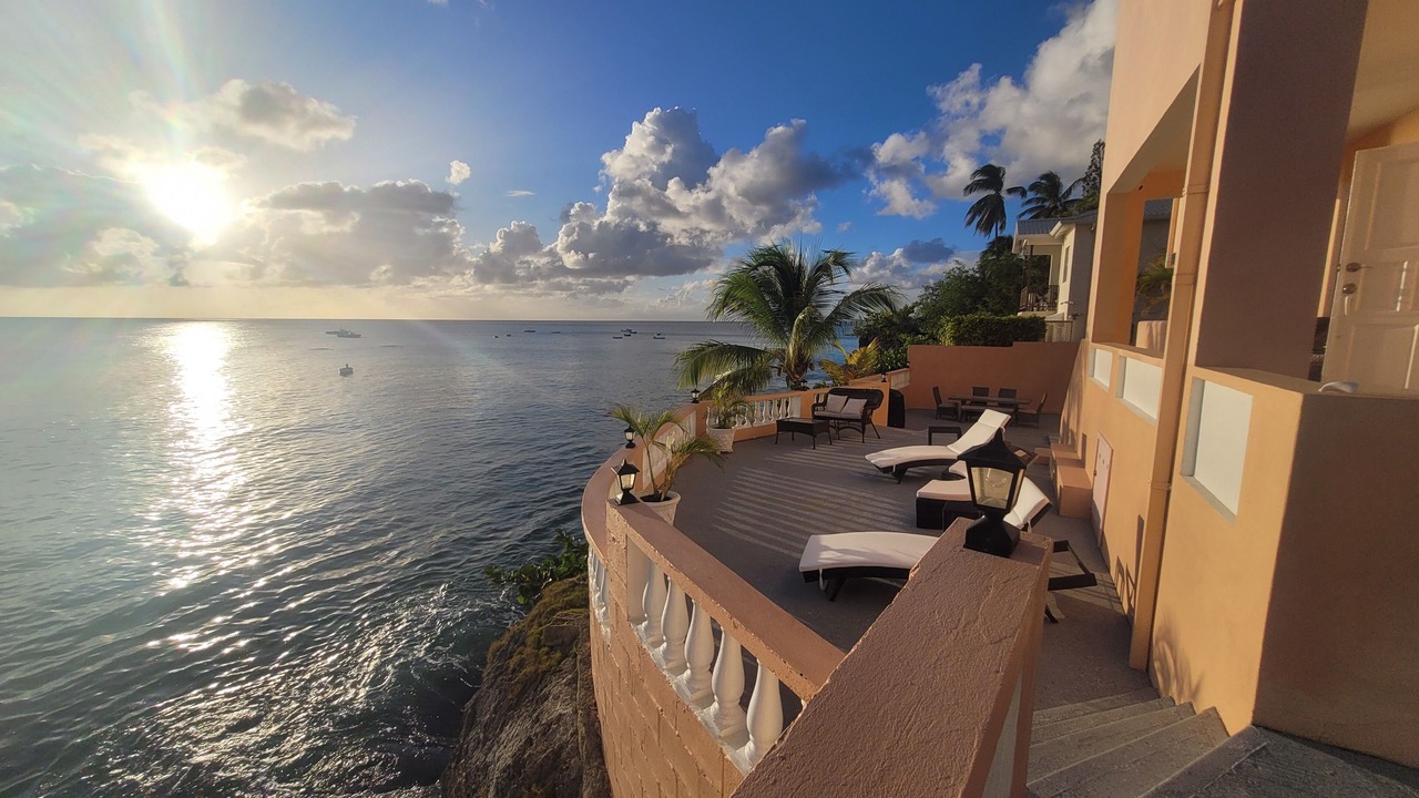 Photo of Patio Balcony in Clinketts