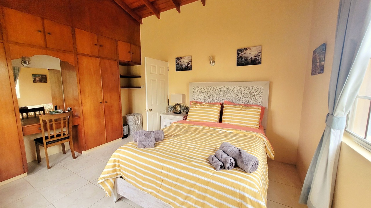 Photo of Bedroom in Clinketts