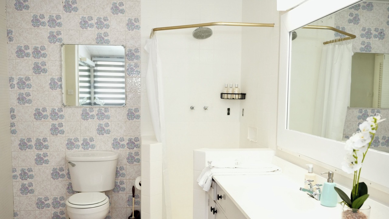 Photo of Bathroom in Oistins