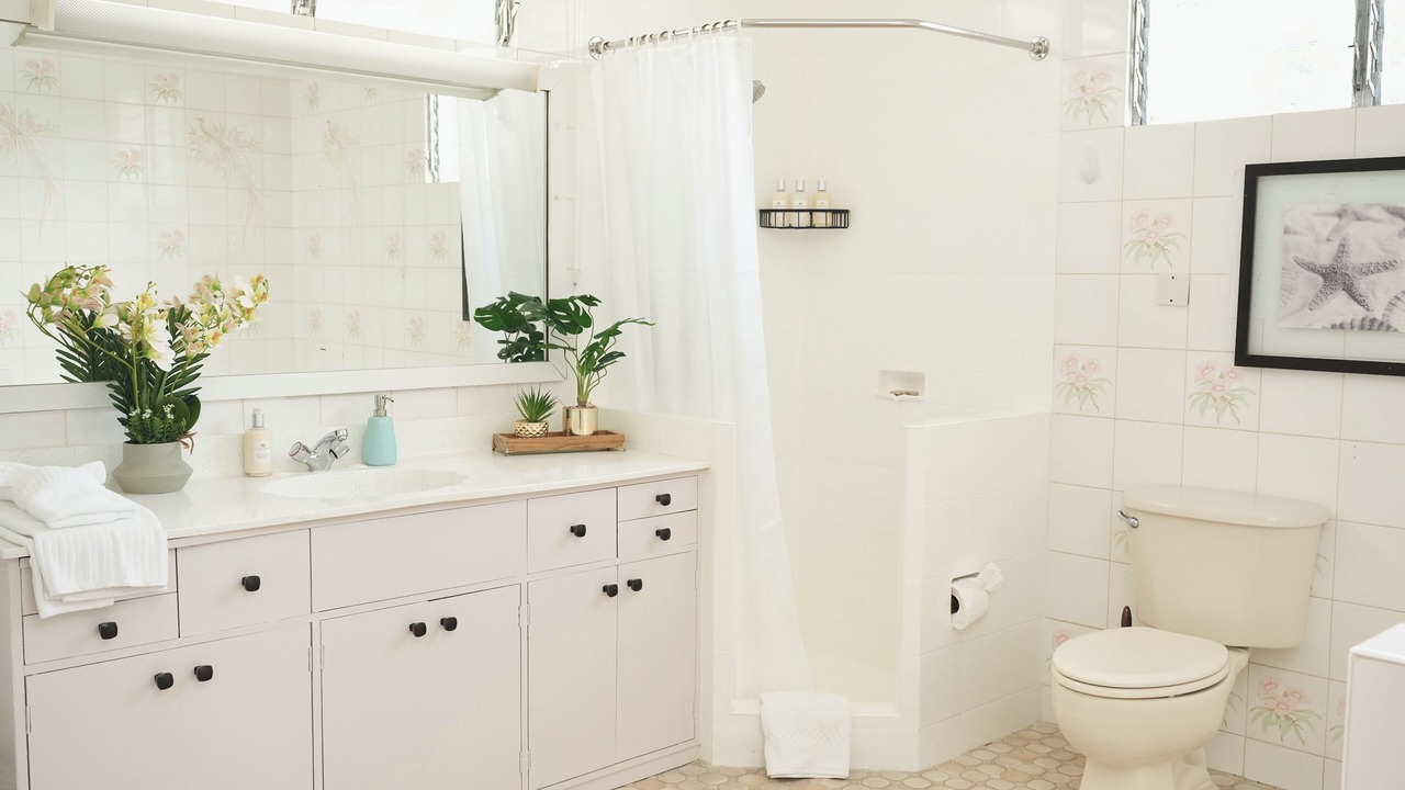 Photo of Bathroom in Oistins