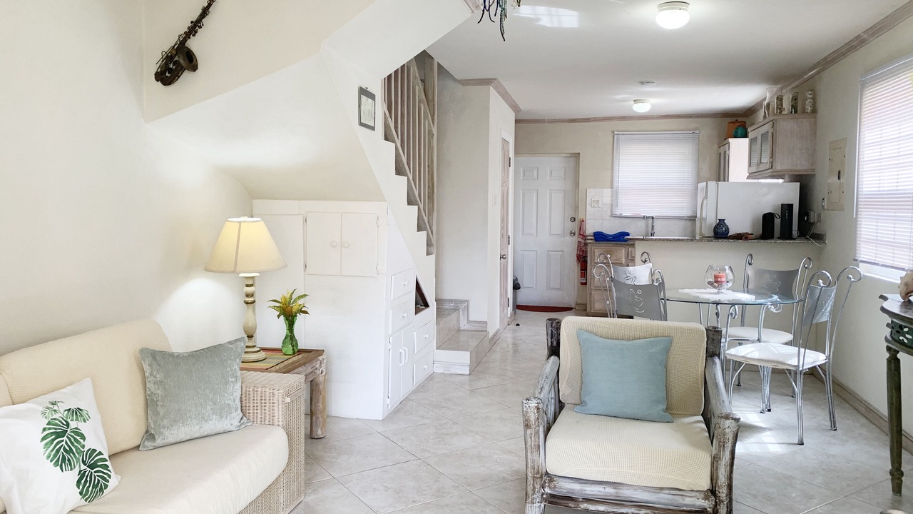 Photo of Livingroom in Fitts Village