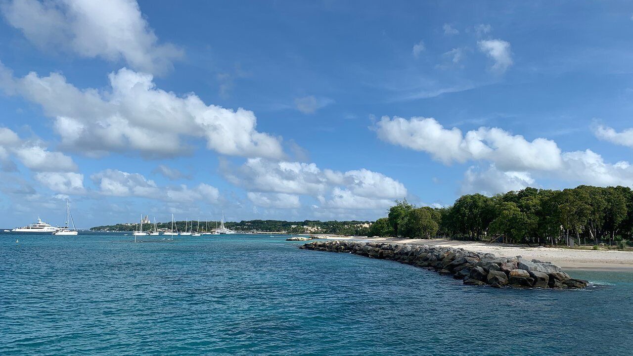 Photo of Others in Schooner Bay