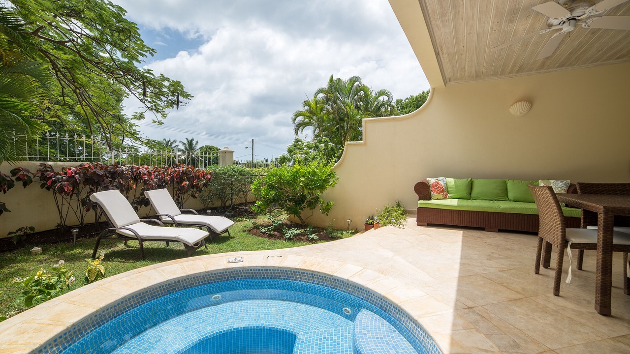 Photo of Patio Balcony in Little Battaleys
