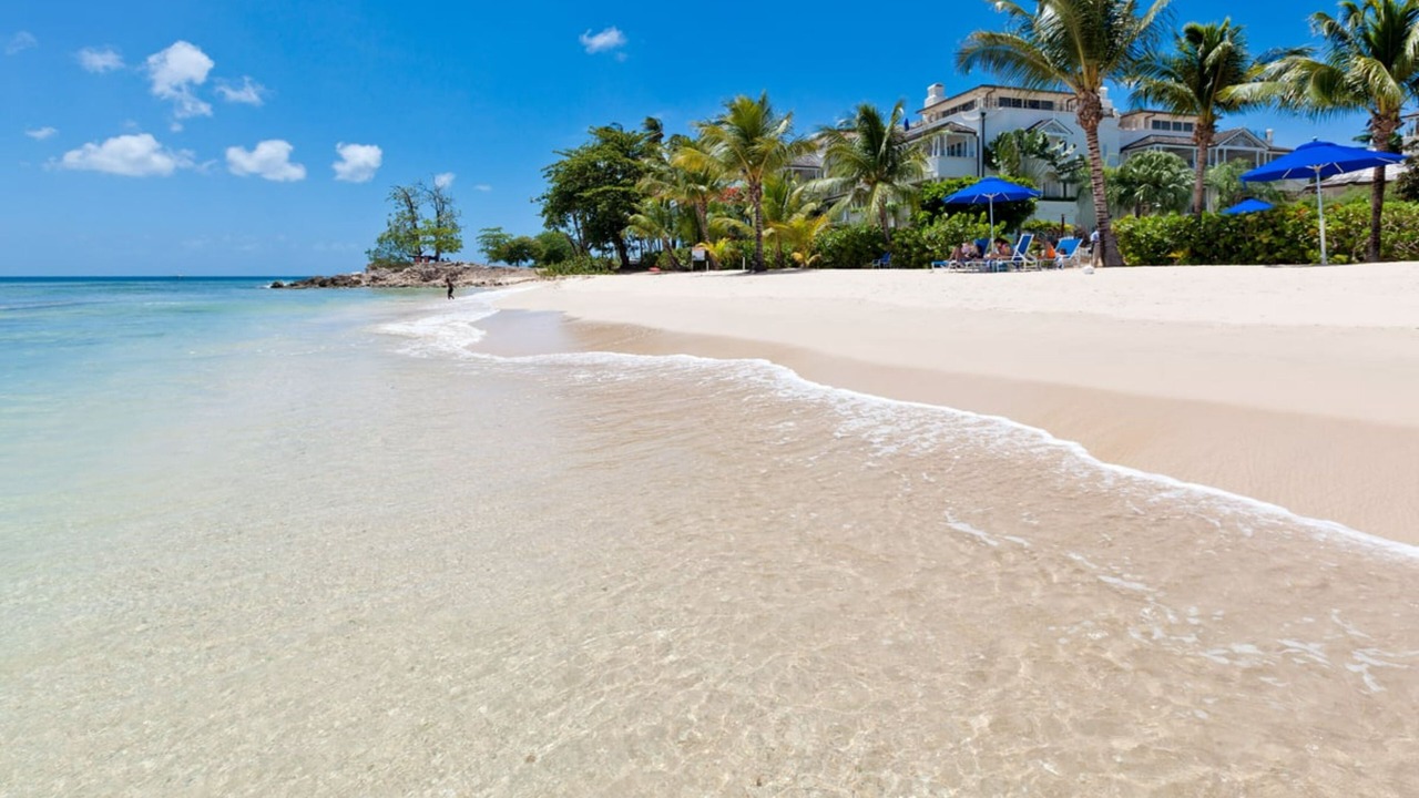 Photo of Others in Schooner Bay