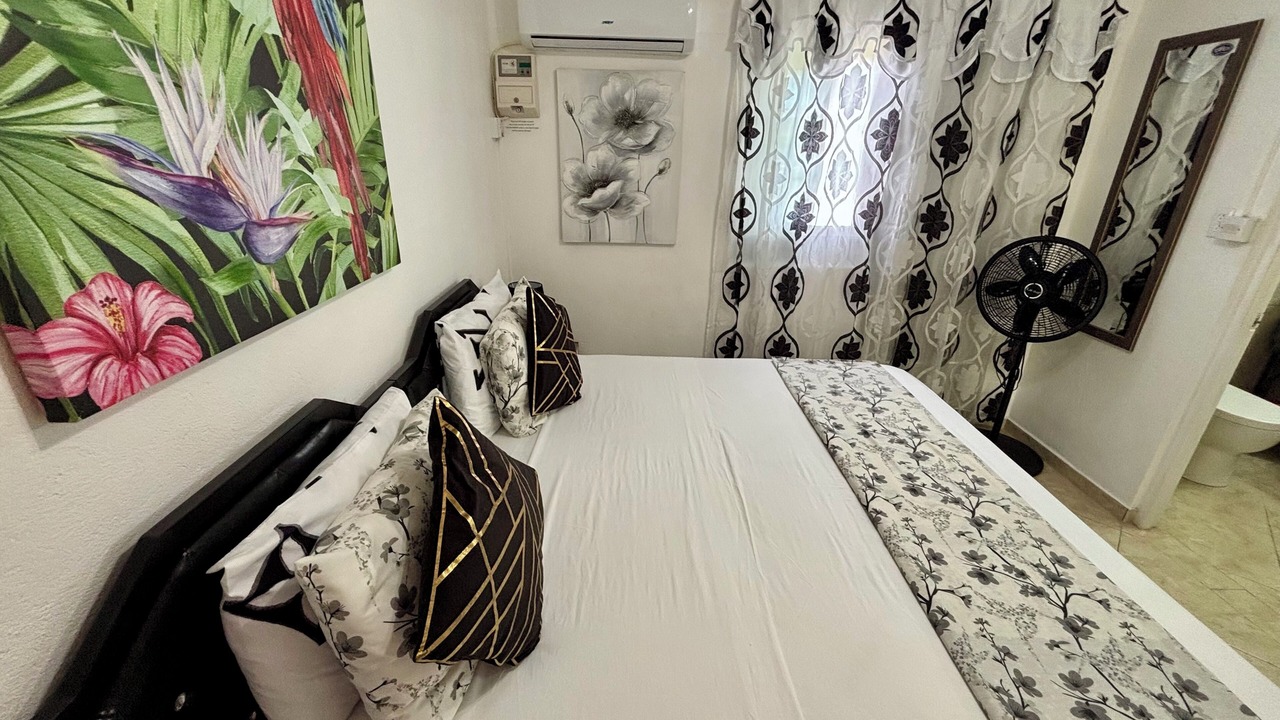 Photo of Bedroom in Sunset Crest