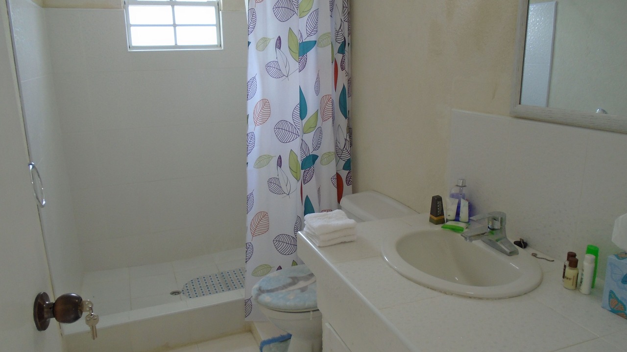 Photo of Bathroom in Husbands