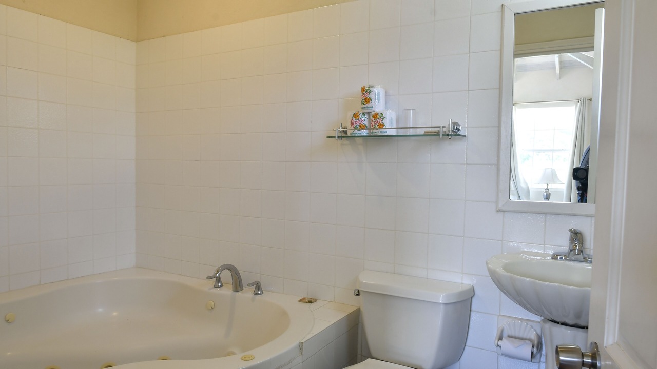 Photo of Bathroom in Prospect