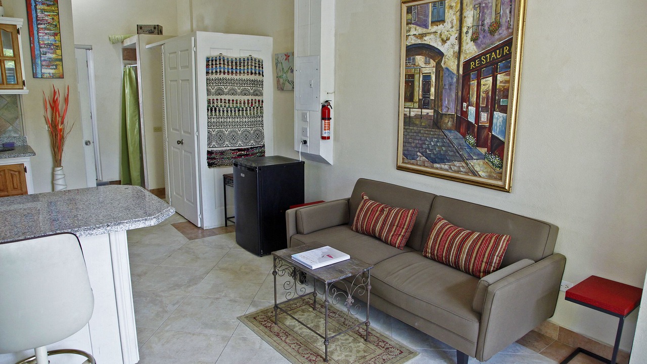 Photo of Livingroom in Holder's Hill