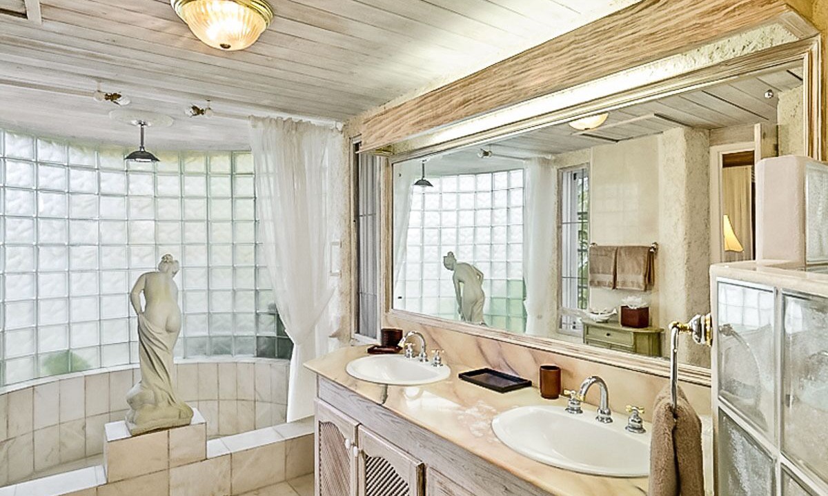 Photo of Bathroom in Holder's Hill