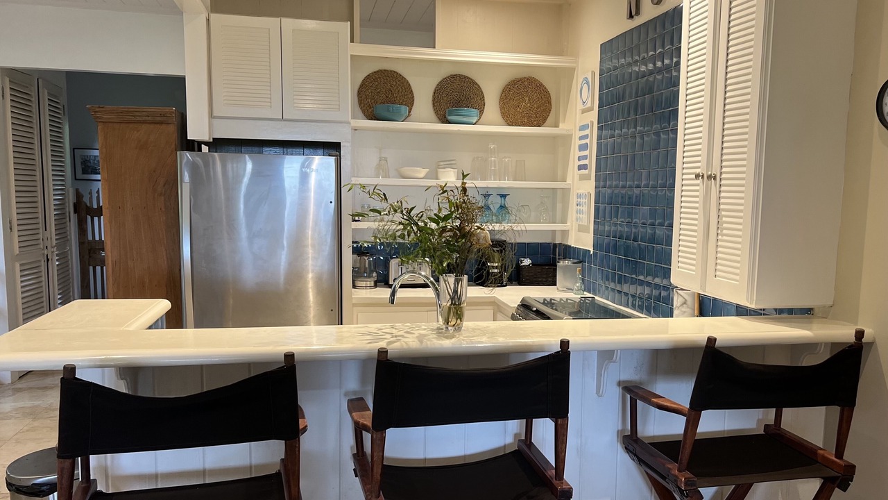 Photo of Kitchen in White Hall