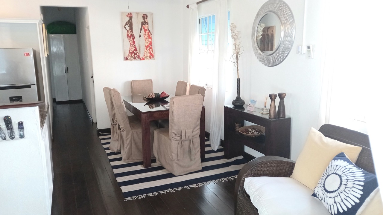 Photo of Livingroom in Oistins