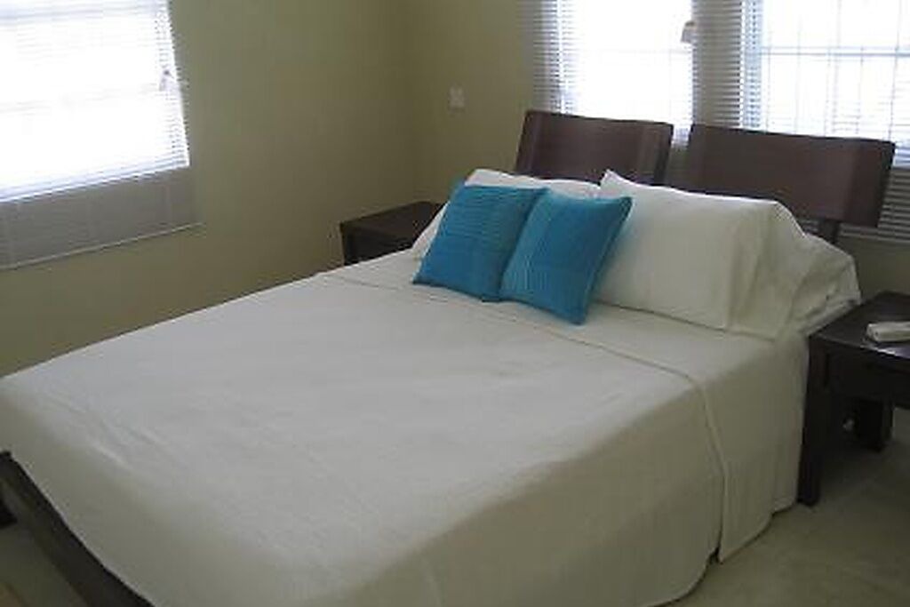 Photo of Bedroom in Apple Hall