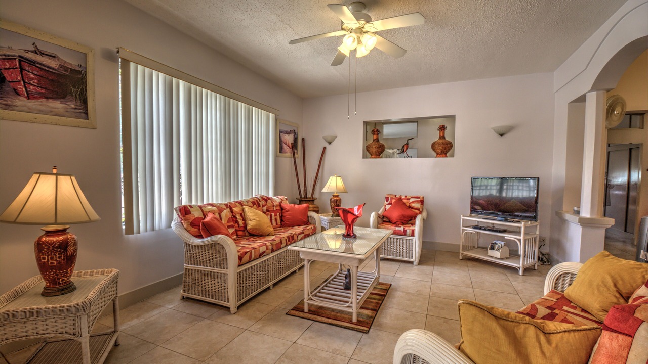 Photo of Livingroom in Reeds Bay