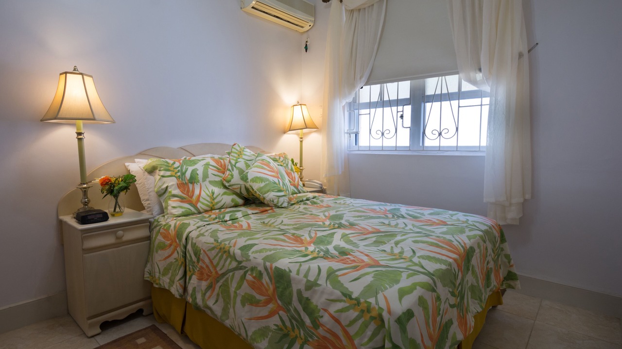 Photo of Bedroom in Reeds Bay