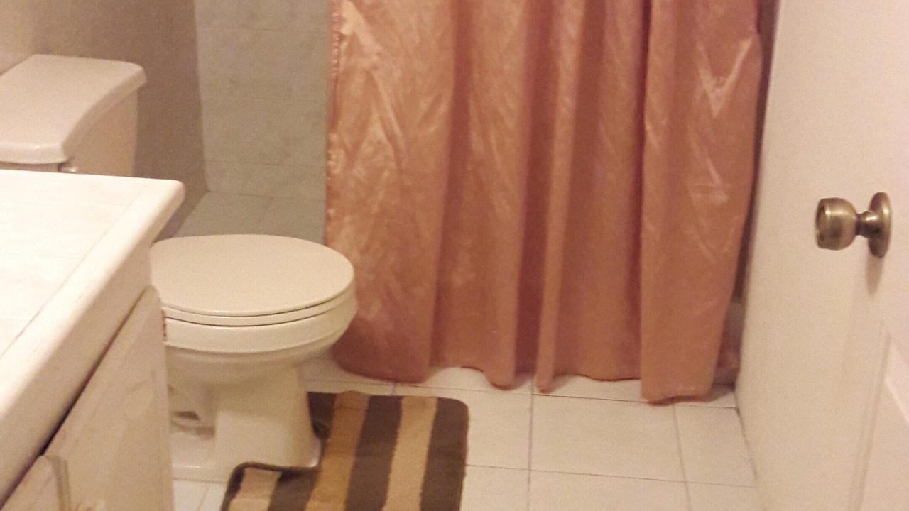 Photo of Bathroom in Halcyon Heights