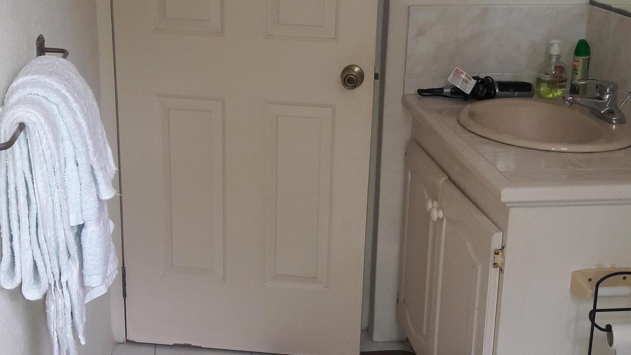Photo of Bathroom in Halcyon Heights