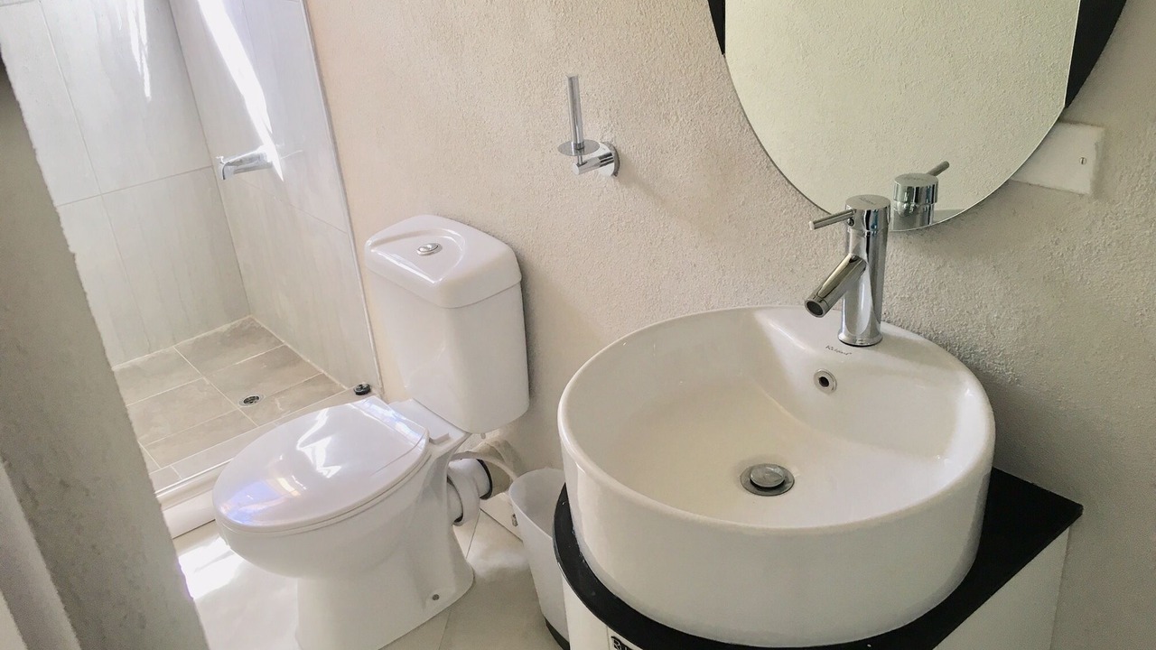 Photo of Bathroom in Callendar