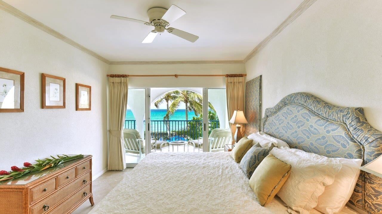 Photo of Bedroom in Oistins