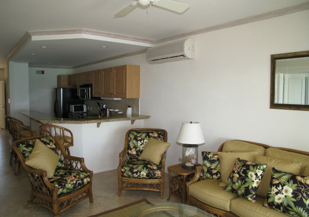 Photo of Bedroom in Oistins