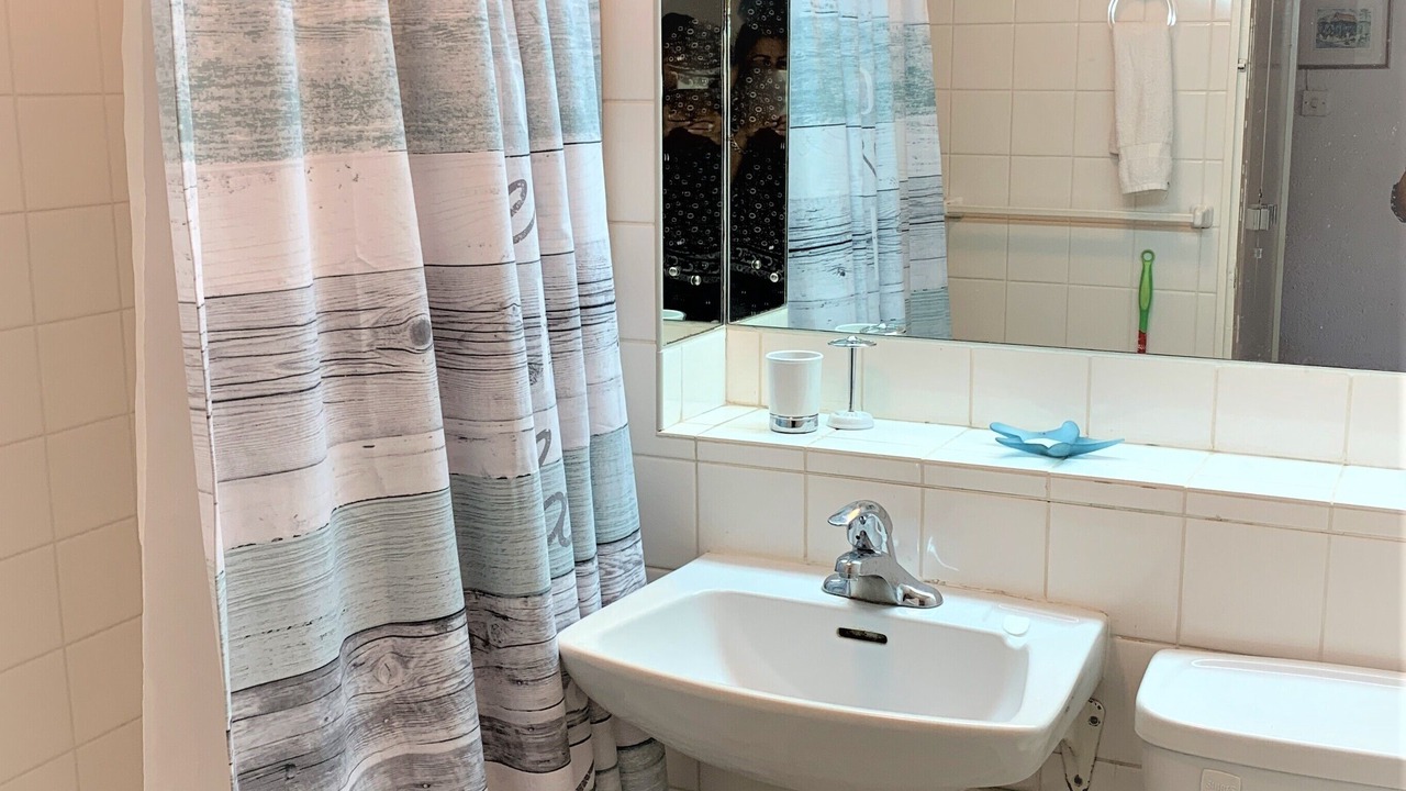 Photo of Bathroom in Garrison Historic Area
