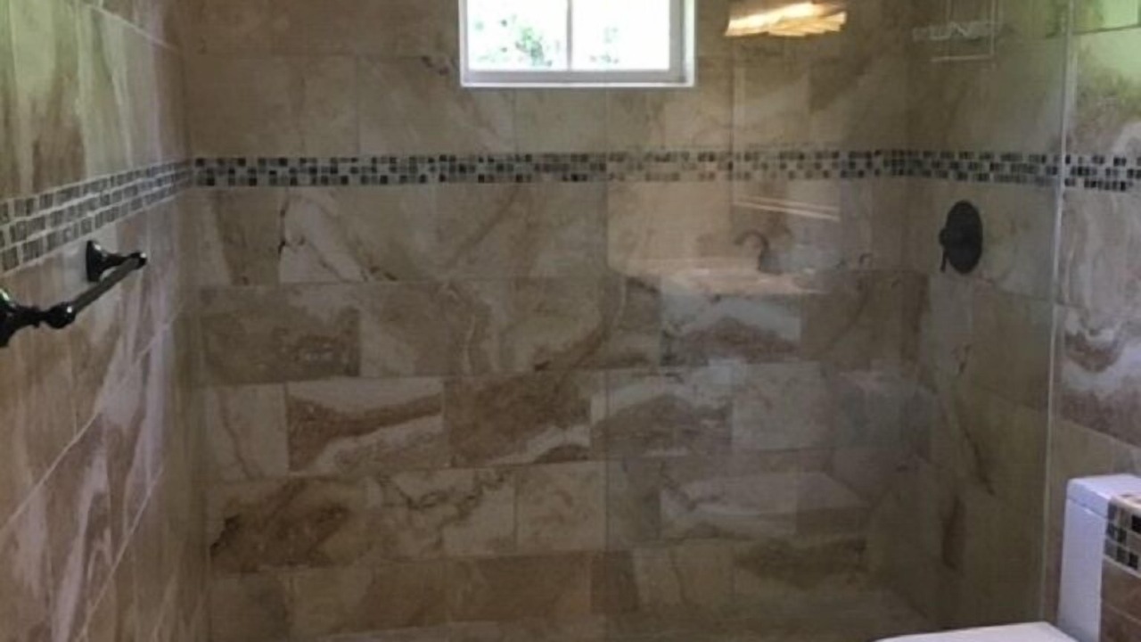 Photo of Bathroom in Halcyon Heights