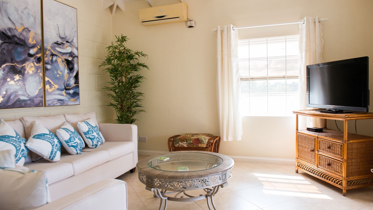 Photo of Livingroom in Maynards