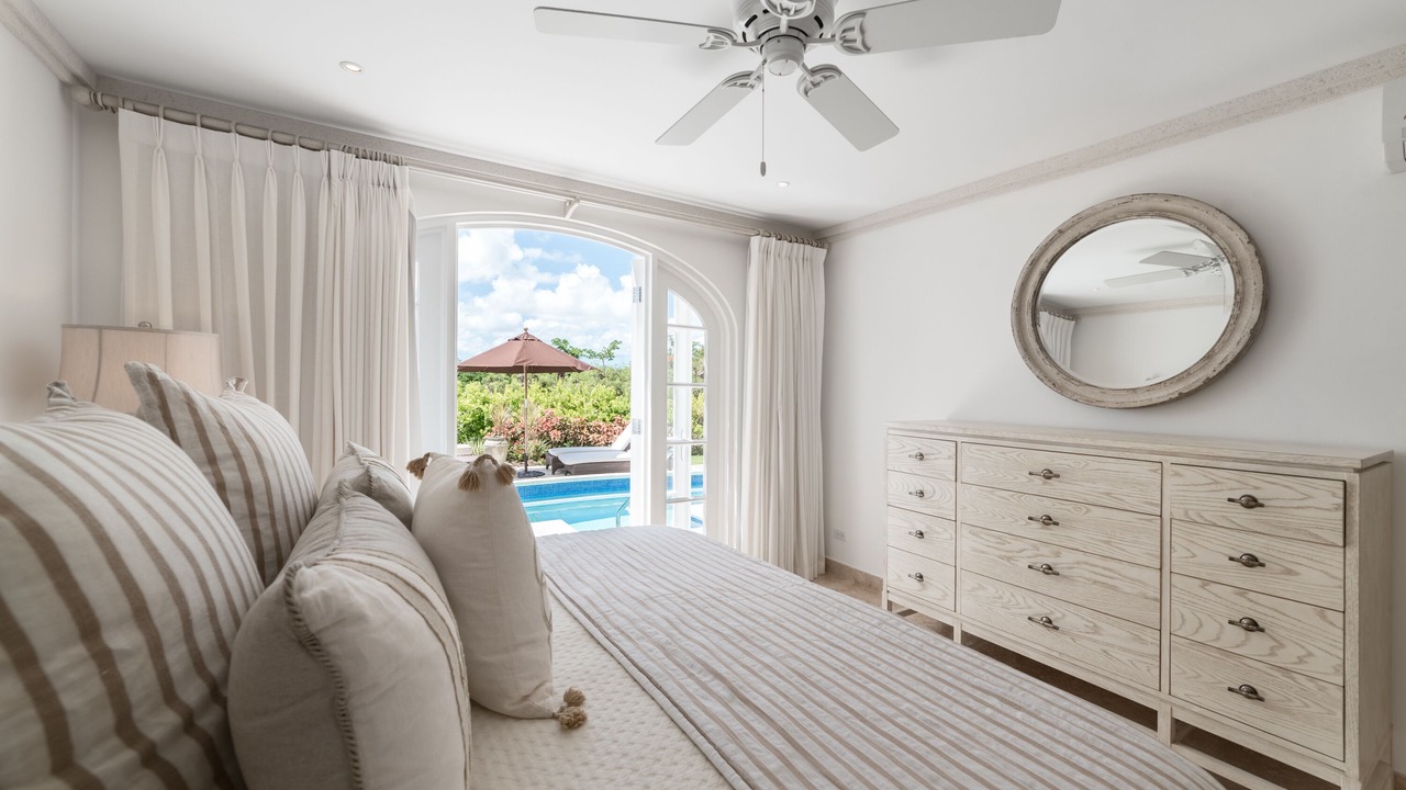 Photo of Bedroom in Merlin Bay