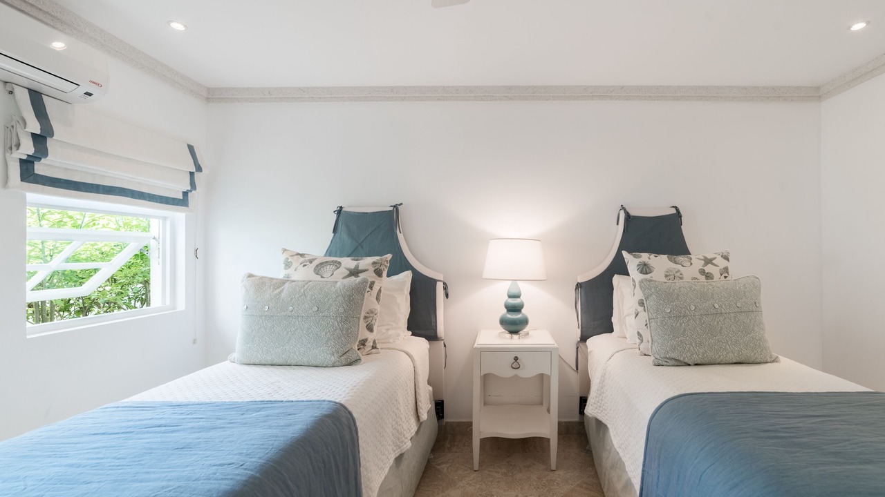 Photo of Bedroom in Merlin Bay