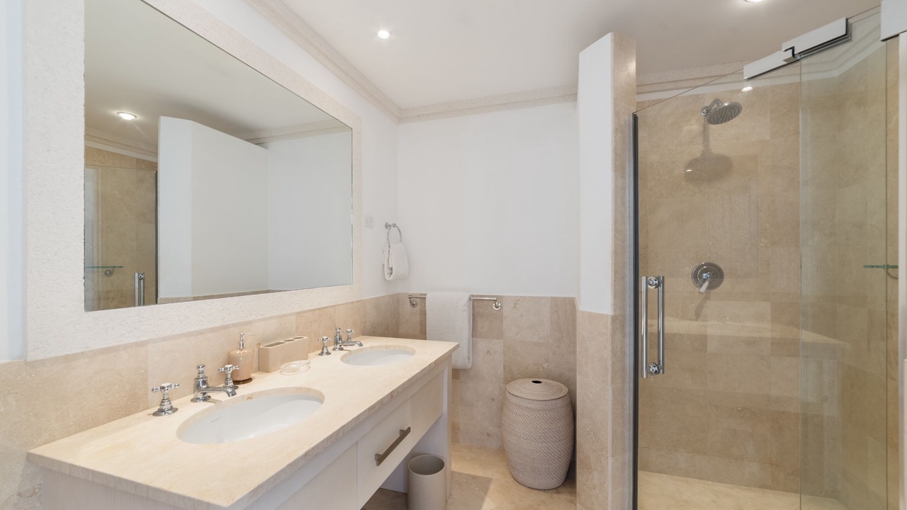 Photo of Bathroom in Merlin Bay