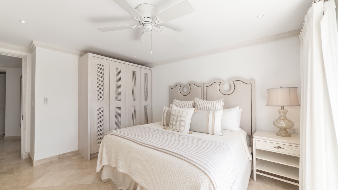 Photo of Bedroom in Merlin Bay