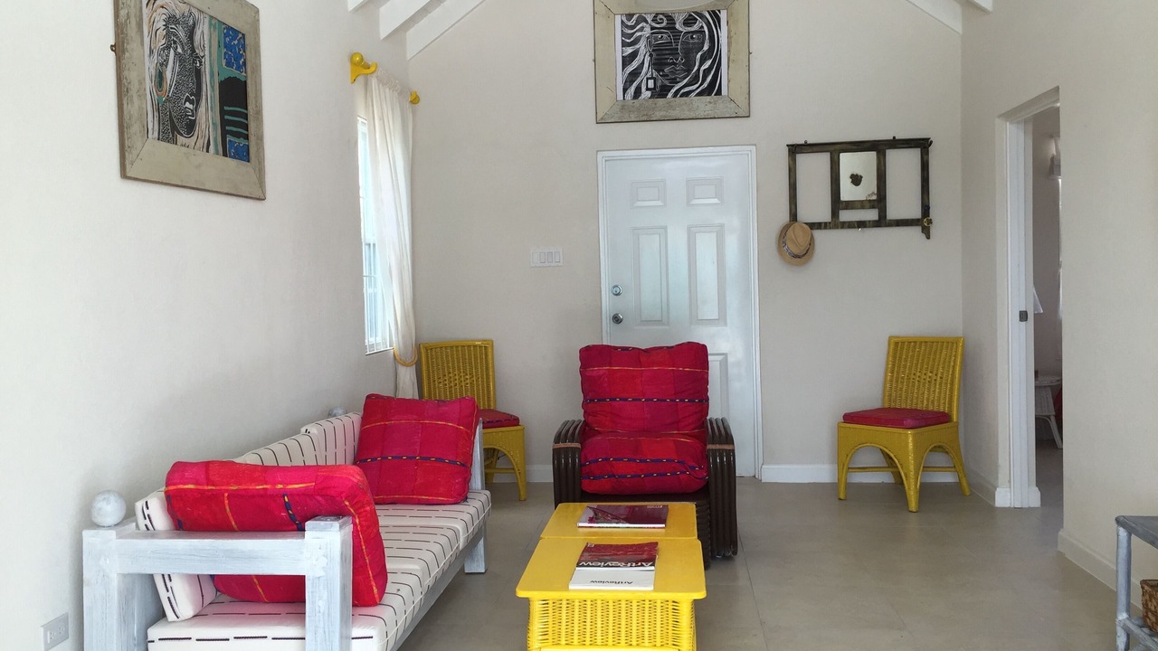 Photo of Livingroom in Apple Hall