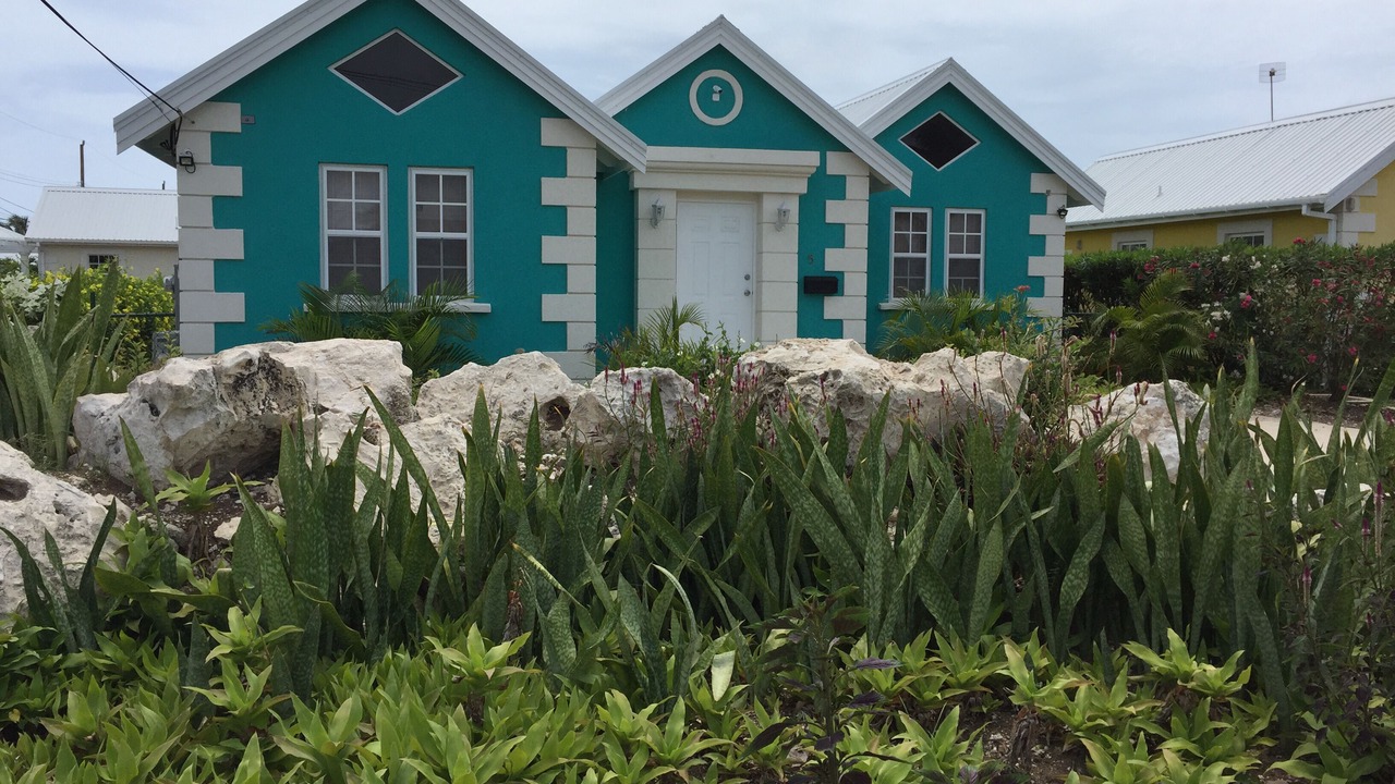 Photo of Outdoor in Apple Hall