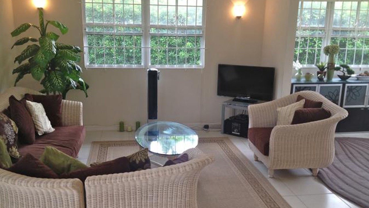 Photo of Livingroom in West Coast