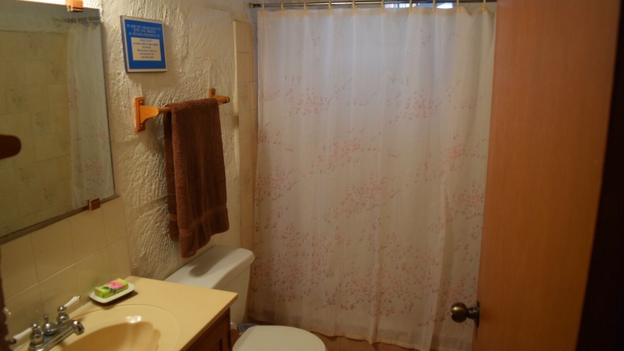Photo of Bathroom in Lascelles