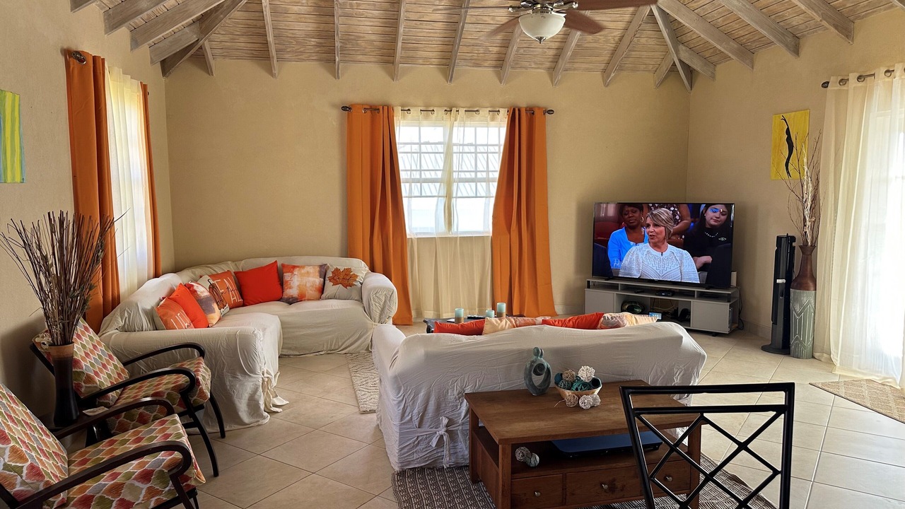 Photo of Livingroom in Deanes