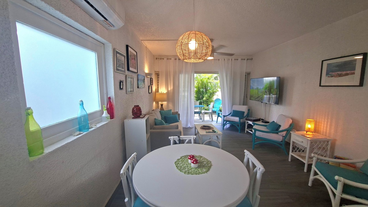 Photo of Livingroom in Rendezvous