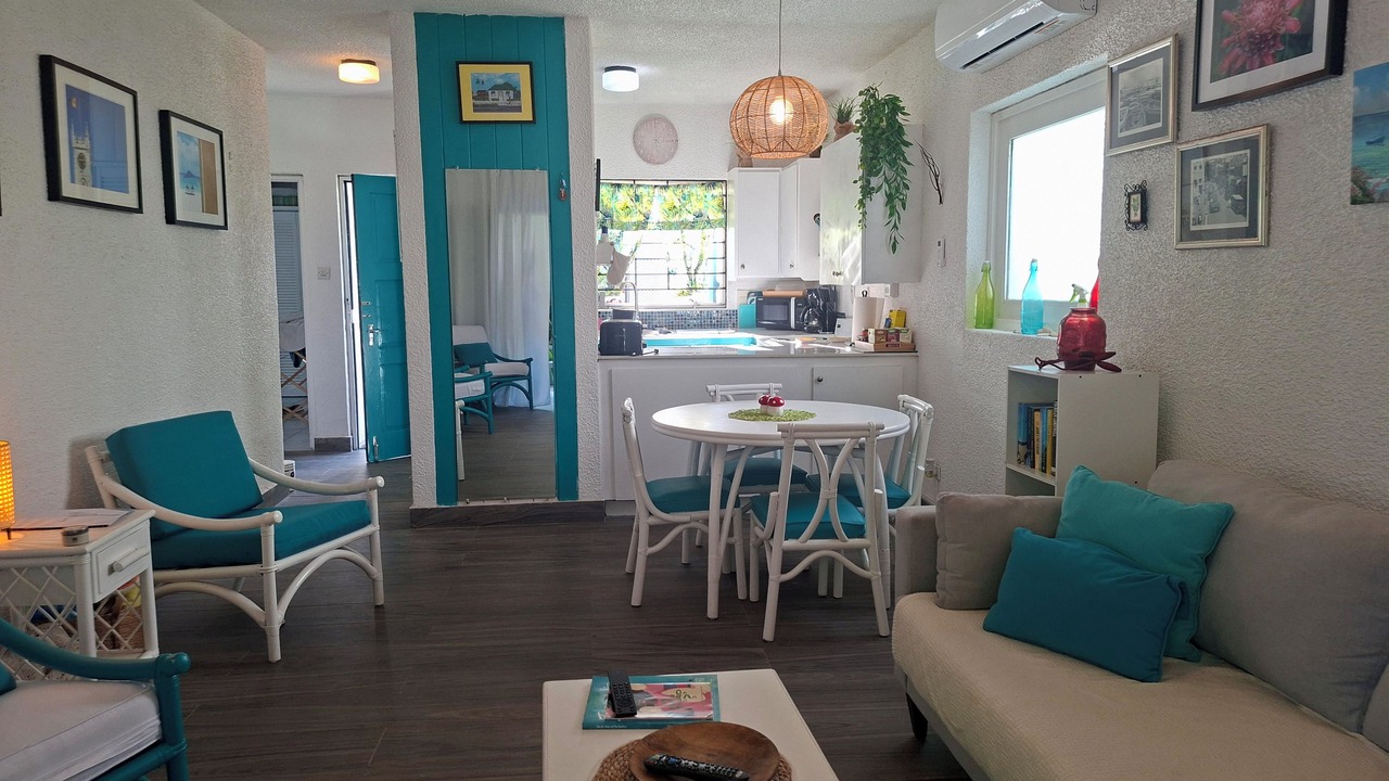 Photo of Livingroom in Rendezvous