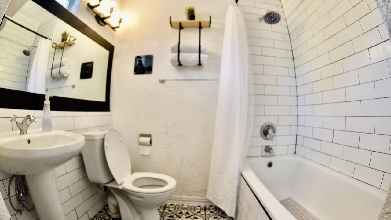 Photo of Bathroom in Rendezvous