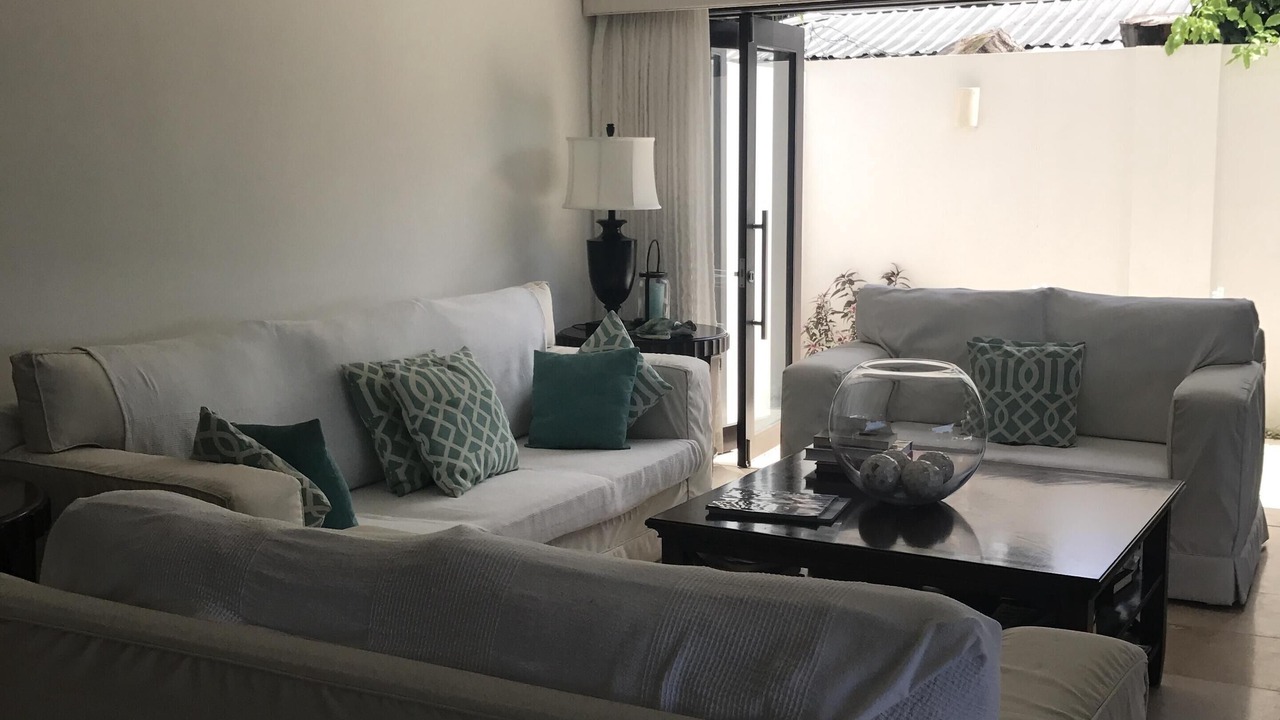 Photo of Livingroom in Old Trees Bay