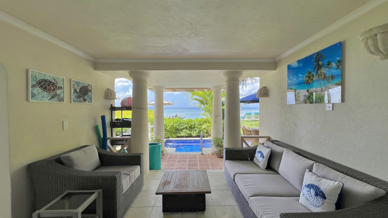 Photo of Livingroom in Reeds Bay