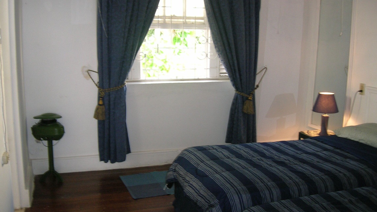 Photo of Bedroom in Enterprise