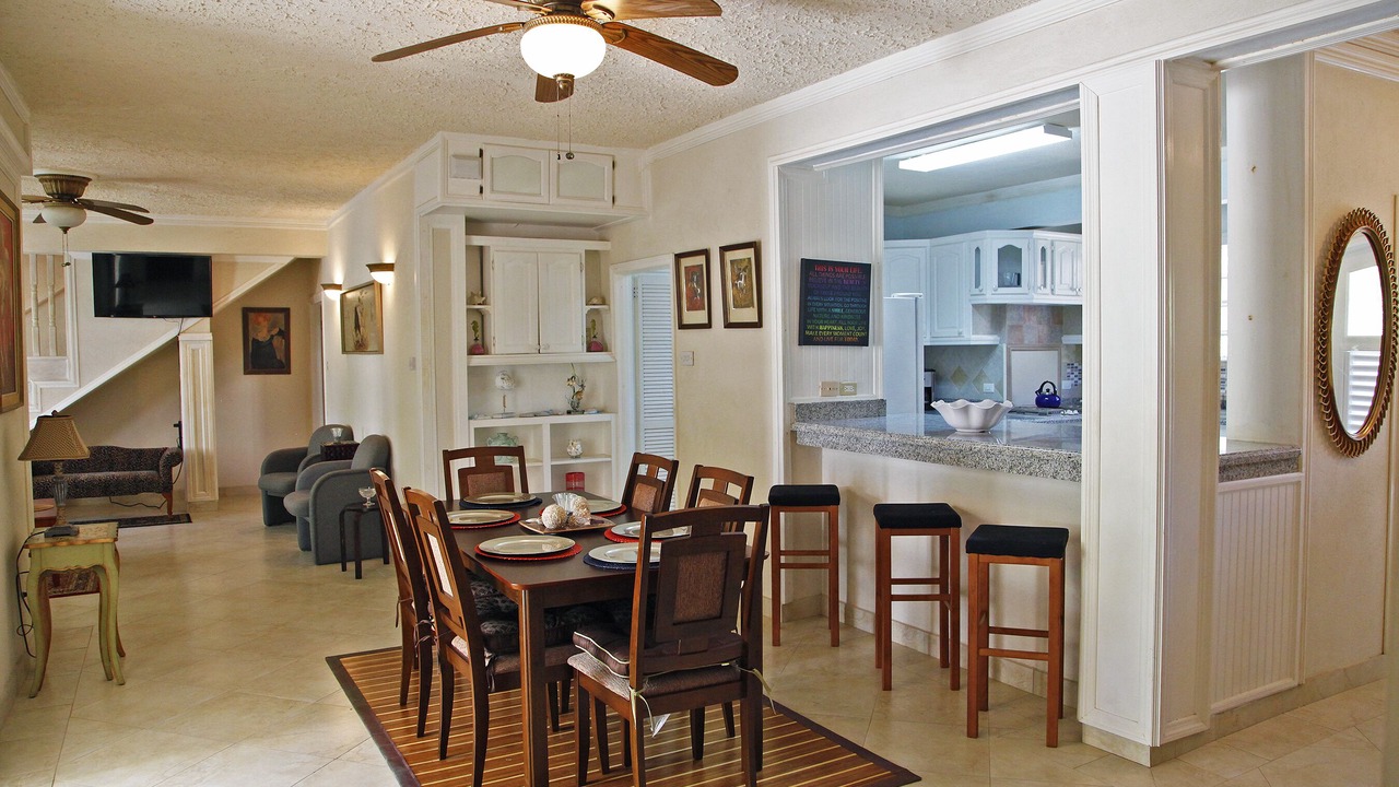 Photo of Livingroom in Holder's Hill