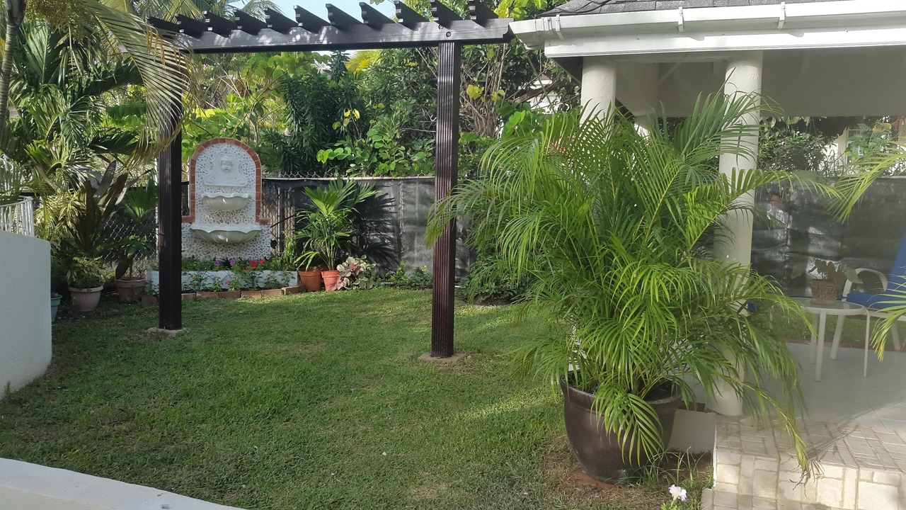 Photo of Outdoor in Halcyon Heights