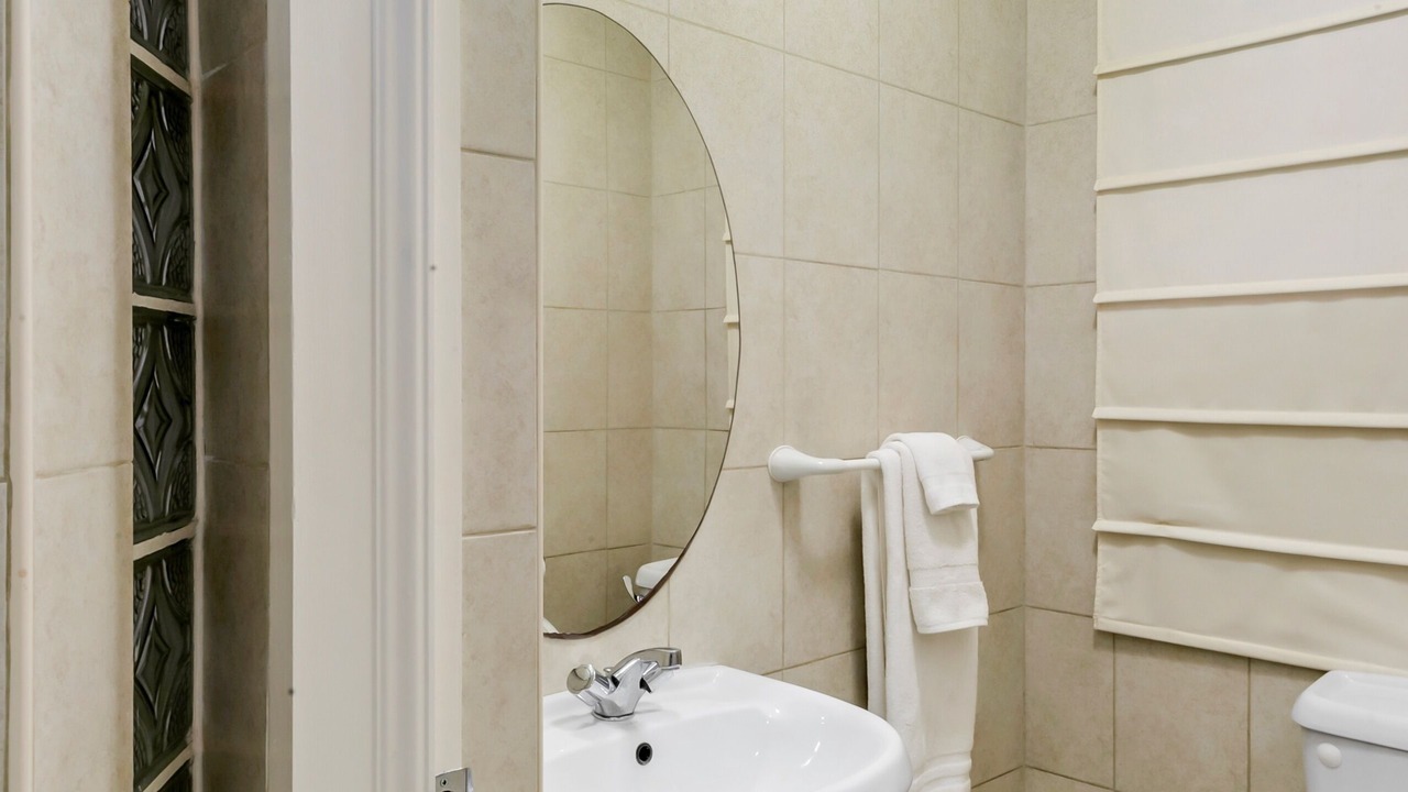 Photo of Bathroom in Prospect